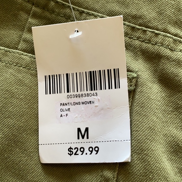 Forever 21 Cargo Pants - Picture 2 of 6